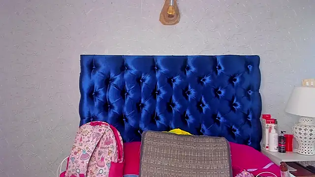 TANISHA HILL online show from 11, 10, 2025