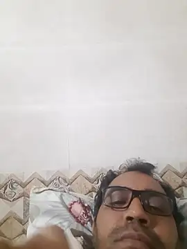 Snapshot of Hot-boy077 chatting on 16, 11, 2025 Hot-boy077 online show from 16, 11, 2025