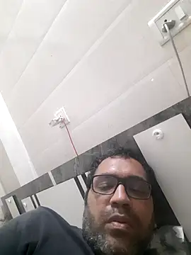 Snapshot of Hot-boy077 chatting on 28, 10, 2025 Hot-boy077 online show from 28, 10, 2025