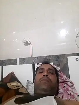 Snapshot of Hot-boy077 chatting on 27, 11, 2025 Hot-boy077 online show from 27, 11, 2025