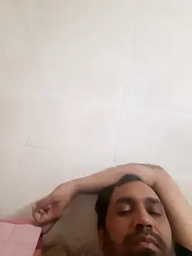 Snapshot of Hot-boy077 chatting on 23, 11, 2025 Hot-boy077 online show from 23, 11, 2025