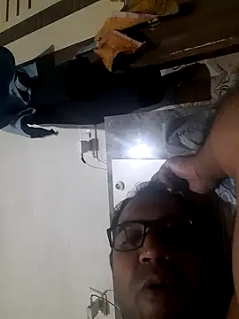 Snapshot of Hot-boy077 chatting on 13, 10, 2025 Hot-boy077 online show from 13, 10, 2025