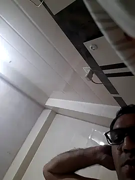 Snapshot of Hot-boy077 chatting on 12, 11, 2025 Hot-boy077 online show from 12, 11, 2025