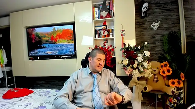 Snapshot of SpartacusDaddy48 chatting on 12, 5, 2026 SpartacusDaddy48 online show from 12, 5, 2026