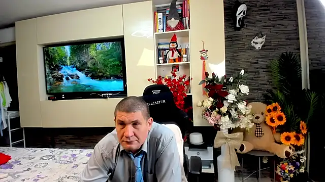 Snapshot of SpartacusDaddy48 chatting on 11, 5, 2026 SpartacusDaddy48 online show from 11, 5, 2026