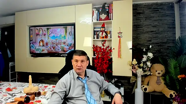 SpartacusDaddy48 online show from 4, 4, 2026