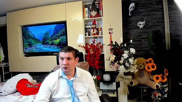 Snapshot of SpartacusDaddy48 chatting on 24, 5, 2026 SpartacusDaddy48 online show from 24, 5, 2026