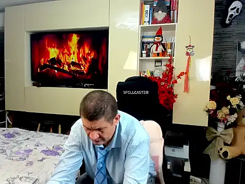 SpartacusDaddy48 online show from 11, 3, 2026