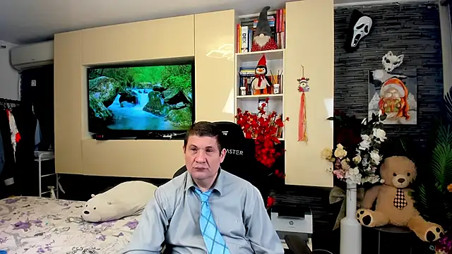 SpartacusDaddy48 online show from 29, 3, 2026