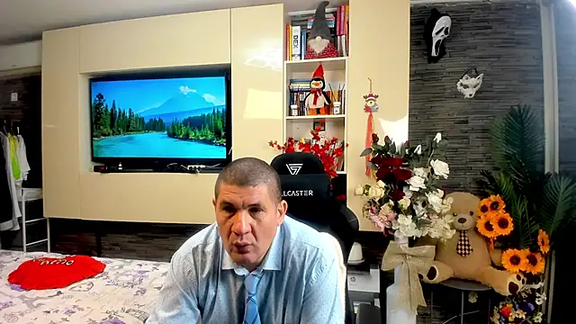 Snapshot of SpartacusDaddy48 chatting on 9, 5, 2026 SpartacusDaddy48 online show from 9, 5, 2026