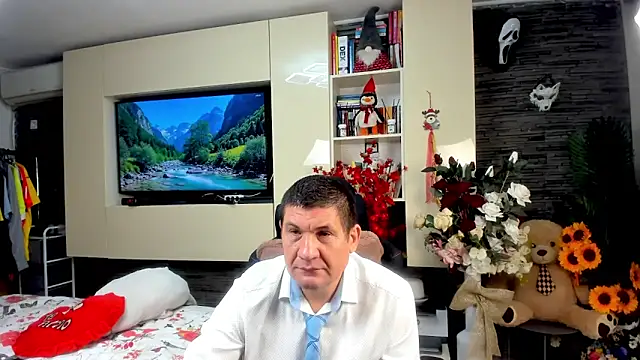 Snapshot of SpartacusDaddy48 chatting on 2, 6, 2026 SpartacusDaddy48 online show from 2, 6, 2026