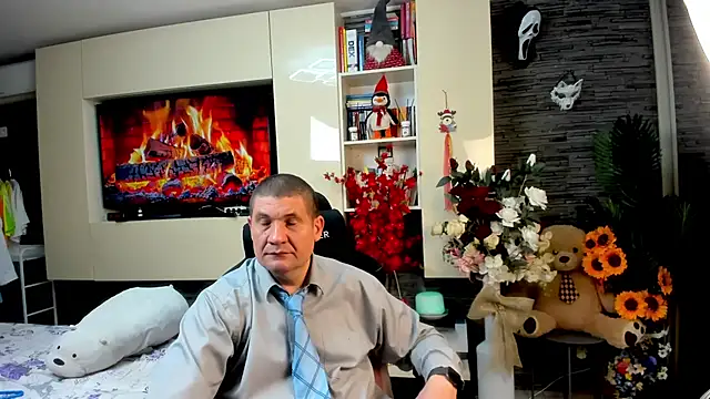 Snapshot of SpartacusDaddy48 chatting on 11, 5, 2026 SpartacusDaddy48 online show from 11, 5, 2026
