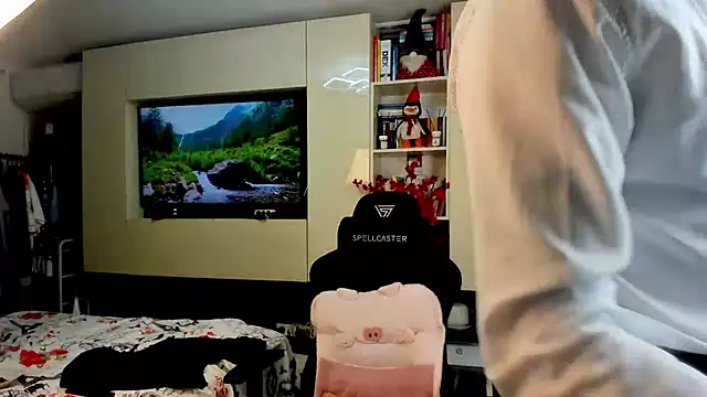 SpartacusDaddy48 online show from 20, 4, 2026