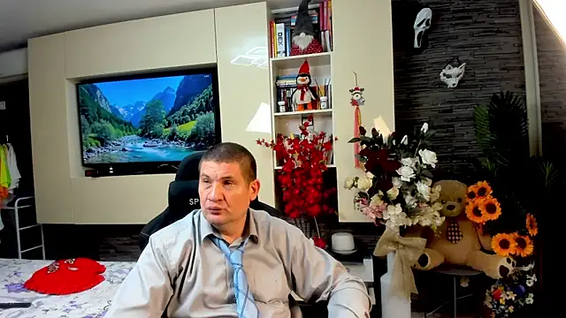 Snapshot of SpartacusDaddy48 chatting on 16, 5, 2026 SpartacusDaddy48 online show from 16, 5, 2026