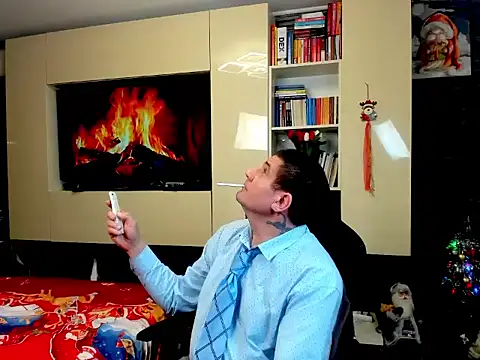 SpartacusDaddy48 online show from 5, 2, 2026