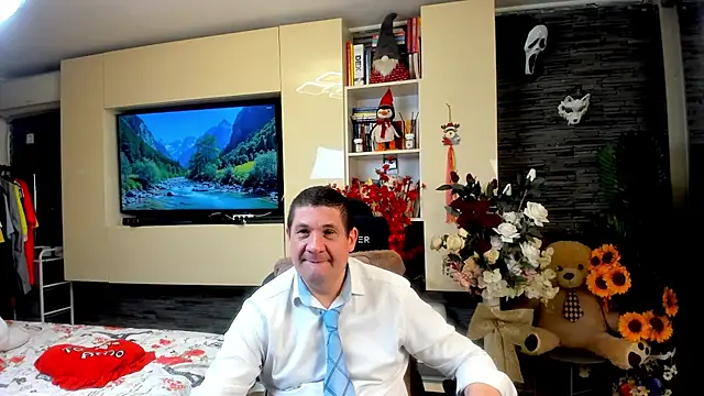 Snapshot of SpartacusDaddy48 chatting on 30, 5, 2026 SpartacusDaddy48 online show from 30, 5, 2026