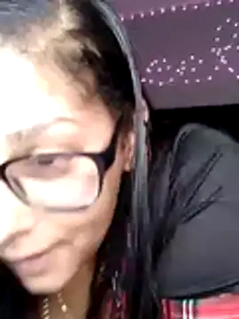 sweetnjuicyyy online show from 8, 11, 2025