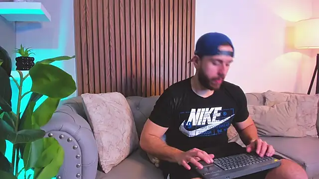 Maximo Wolff online show from 8, 4, 2026