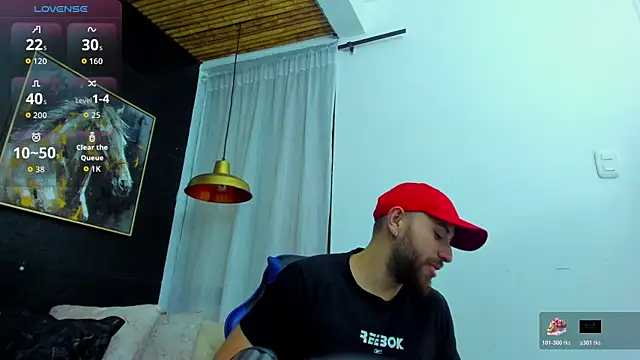 Maximo Wolff online show from 5, 11, 2025