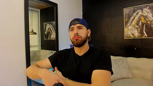 Maximo Wolff online show from 7, 10, 2025