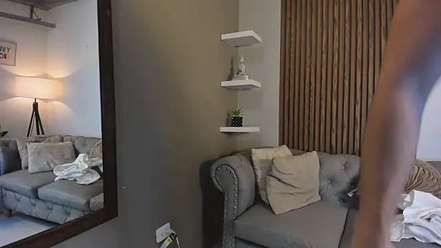 Maximo Wolff online show from 3, 3, 2026