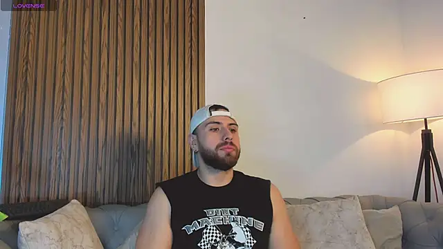 Maximo Wolff online show from 5, 3, 2026