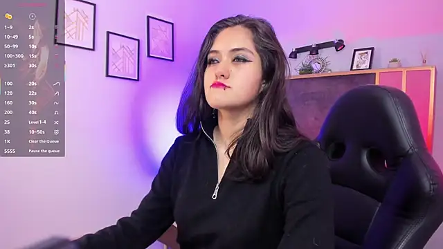 Azurra amatto2 online show from 8, 10, 2025