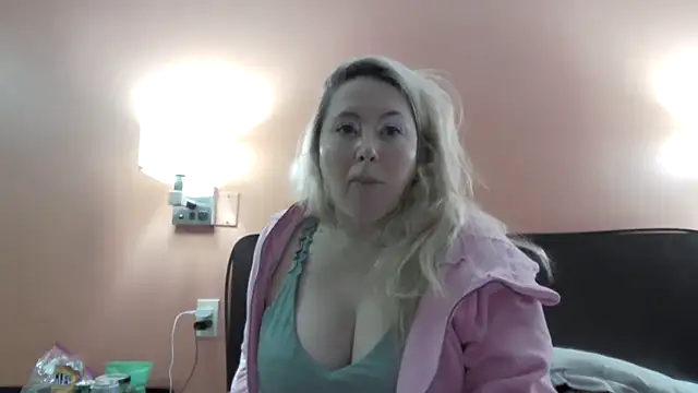 BigBoobsBlair online show from 16, 12, 2025