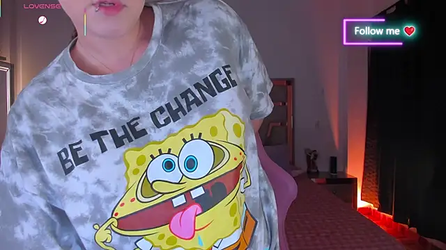 lunaarose online show from 22, 4, 2026