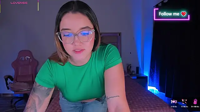 Snapshot of lunaarose chatting on 18, 2, 2026 lunaarose online show from 18, 2, 2026