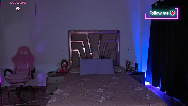 lunaarose online show from 11, 3, 2026