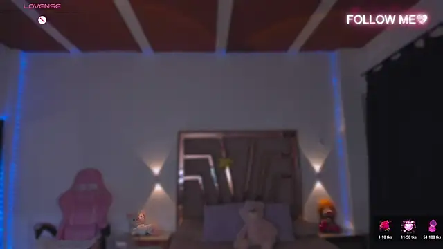 lunaarose online show from 1, 12, 2025