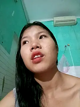 Snapshot of Adsatoh chatting on 5, 10, 2025 Adsatoh online show from 5, 10, 2025