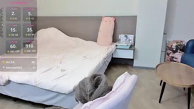 nini a online show from 7, 11, 2025