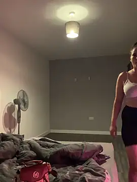 LollyLove  online show from 2, 11, 2025