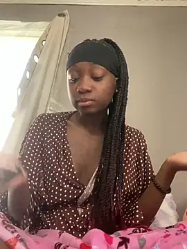 HennessyBaby21 online show from 8, 3, 2026