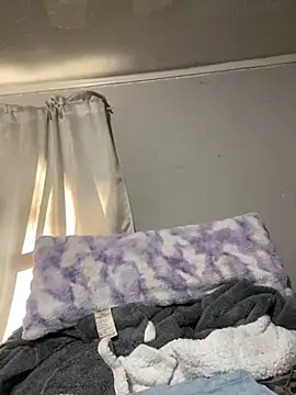 HennessyBaby21 online show from 22, 10, 2025