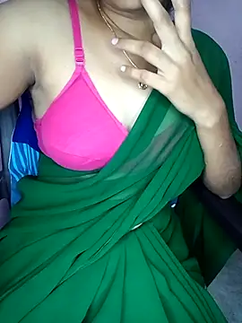 Nidhi lovely online show from 5, 12, 2025