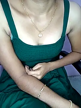 Nidhi lovely online show from 18, 9, 2025