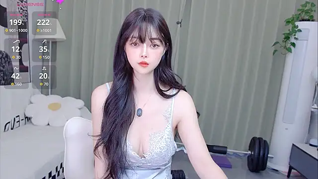 Snapshot of uikyy1 chatting on 15, 5, 2026 uikyy1 online show from 15, 5, 2026