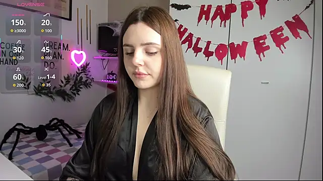 Snapshot of LiaWoow chatting on 25, 10, 2025 LiaWoow online show from 25, 10, 2025