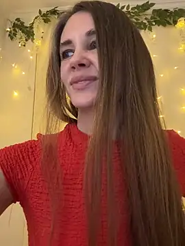 LucieMack online show from 10, 4, 2026