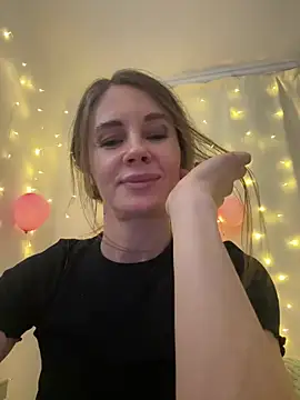 LucieMack online show from 16, 2, 2026