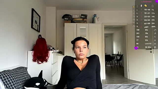 MaydaCornwall online show from 22, 10, 2025