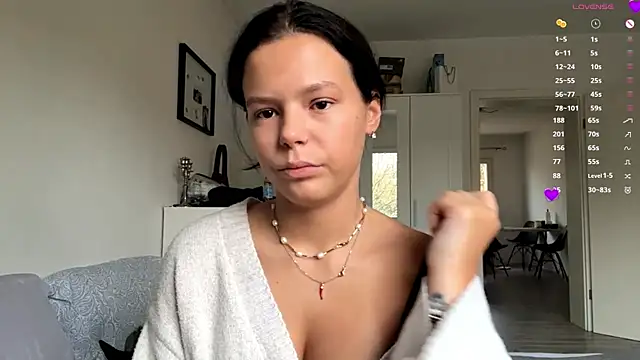 MaydaCornwall online show from 14, 11, 2025