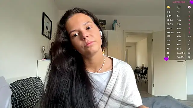 MaydaCornwall online show from 17, 10, 2025