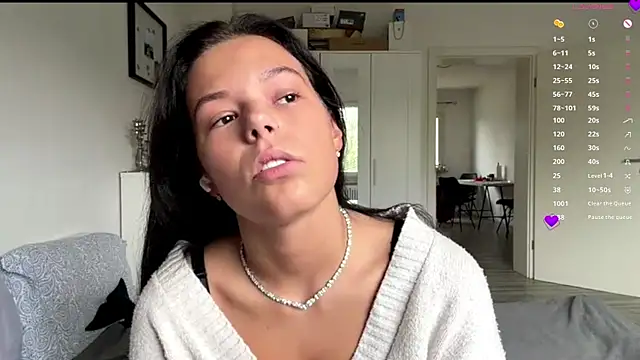 MaydaCornwall online show from 30, 11, 2025