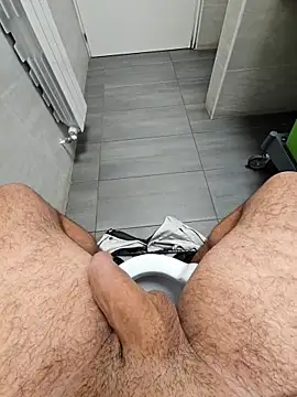 flirt 23 online show from 11, 4, 2026