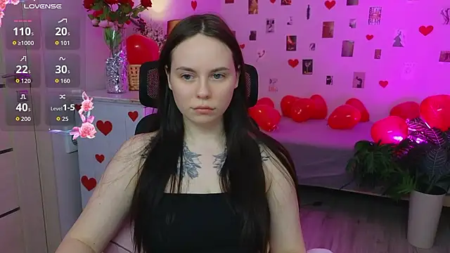 Alice Moondark online show from 12, 2, 2026