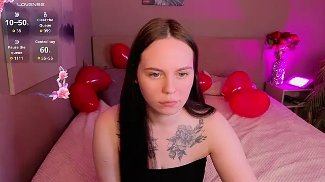 Alice Moondark online show from 13, 2, 2026